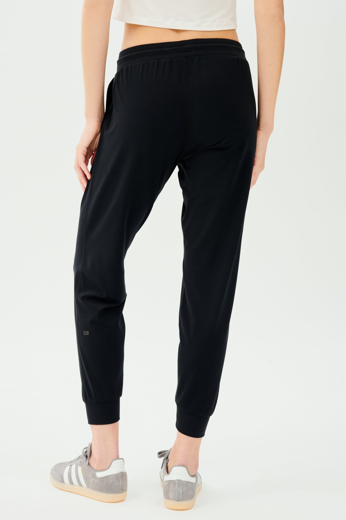 CLASSIC AIRWEIGHT JOGGER