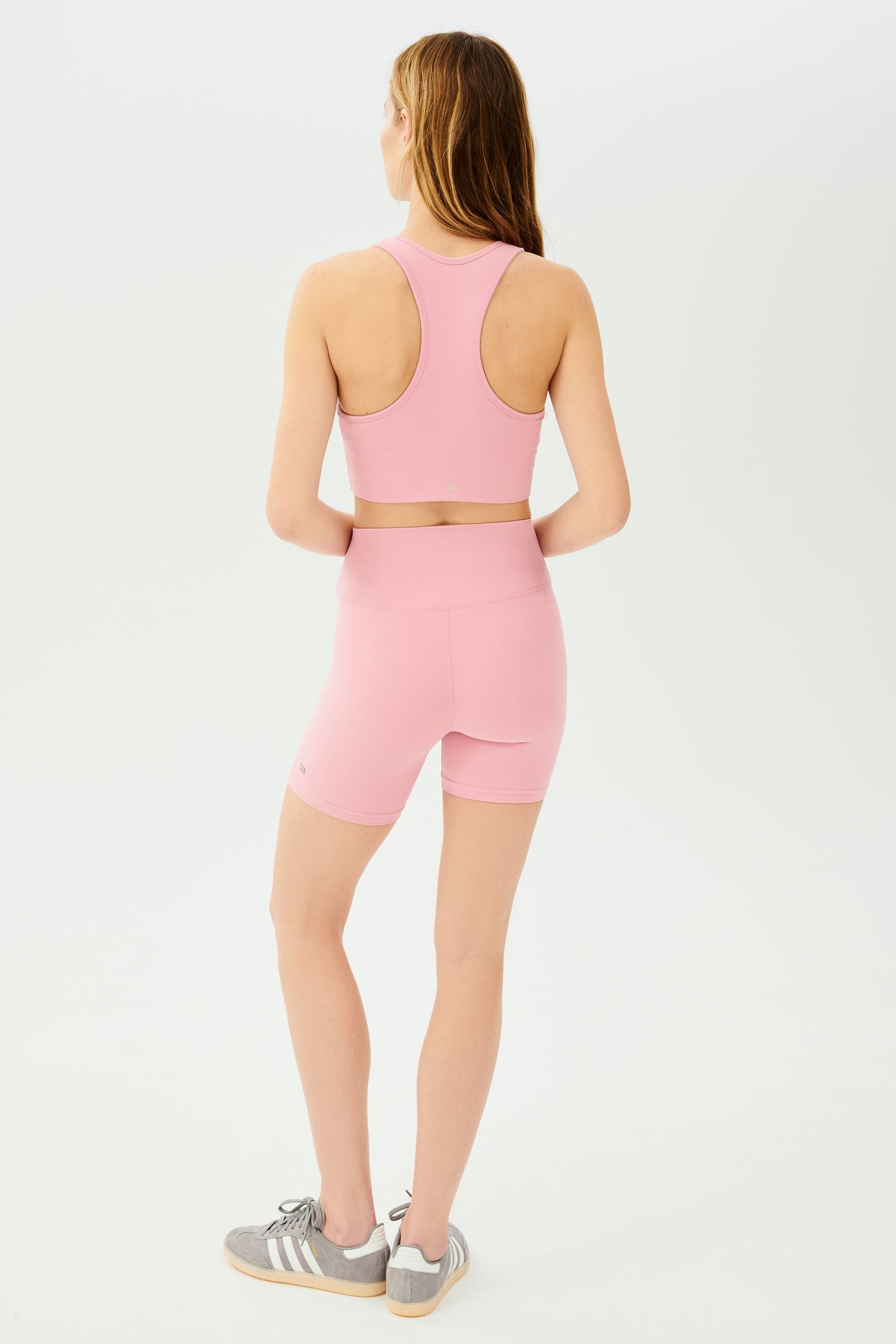 AIRWEIGHT HIGH WAIST SHORT