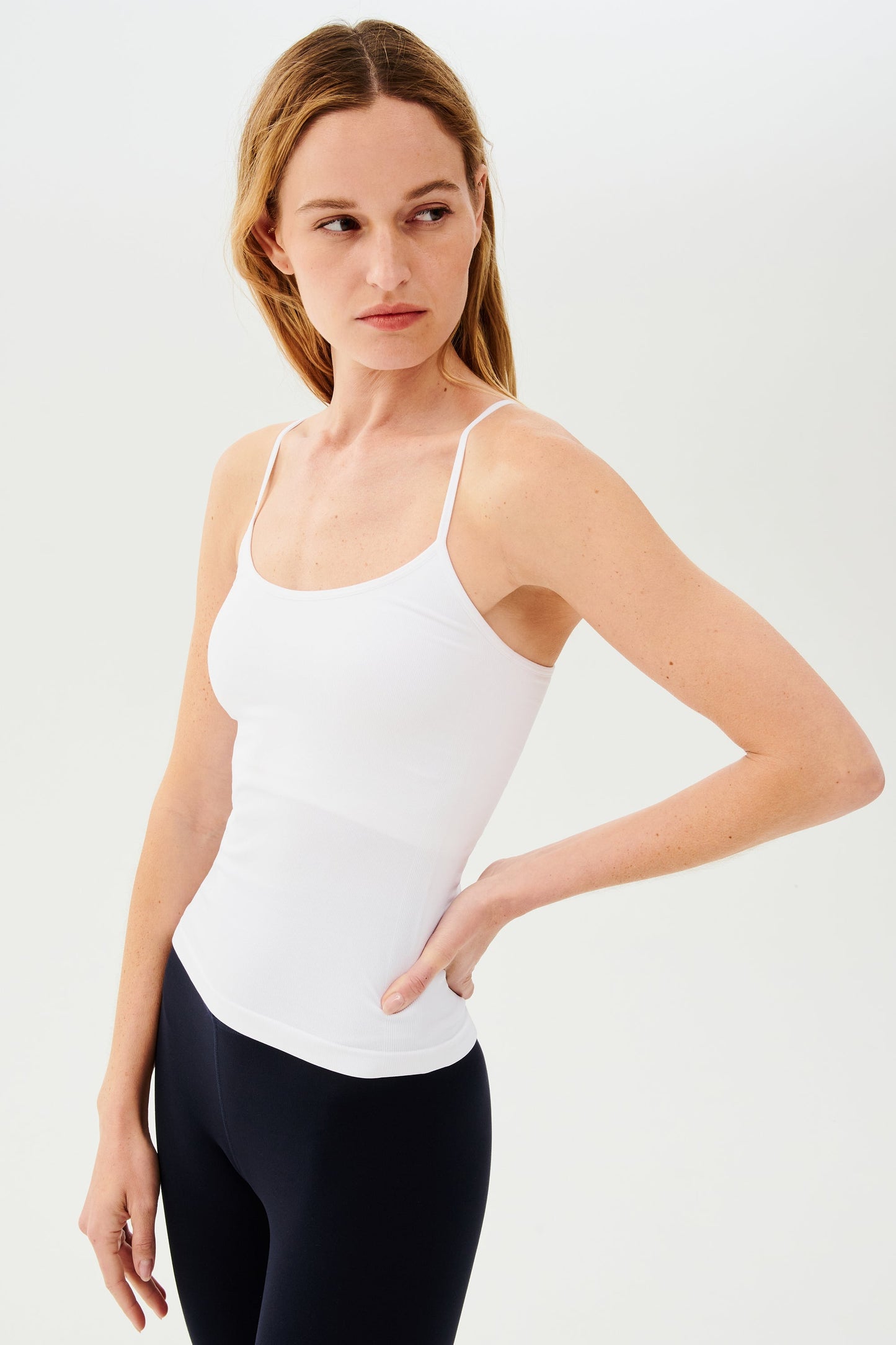 LOREN SEAMLESS WAIST LENGTH TANK